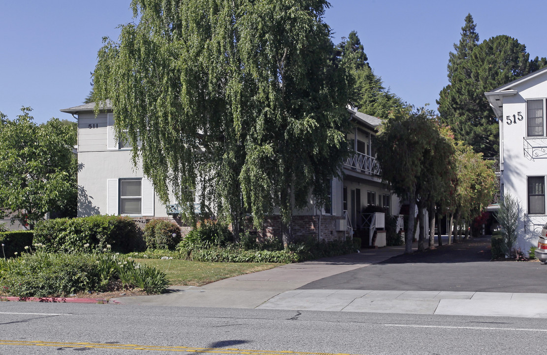 511 El Camino Real in San Mateo, CA - Building Photo