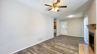 953 Tampico Ct in Colorado Springs, CO - Foto de edificio - Building Photo