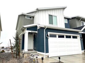 8522 W Beckville Dr in Magna, UT - Building Photo