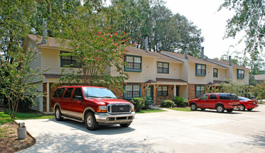 Botany Woods in Tallahassee, FL - Building Photo - Building Photo