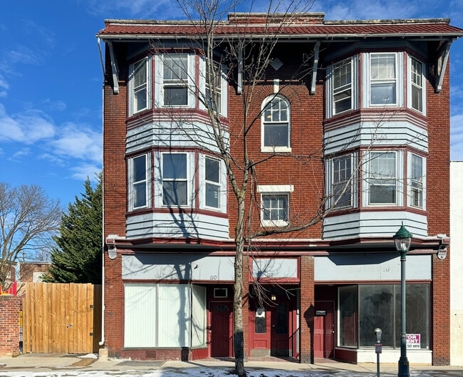 112 E Washington St, Unit 3W