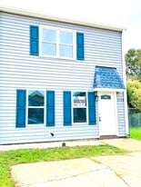 2126 Kimball Cir in Virginia Beach, VA - Building Photo