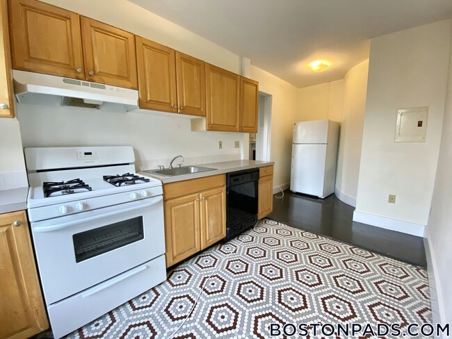 452 Park Dr in Boston, MA - Building Photo - Building Photo