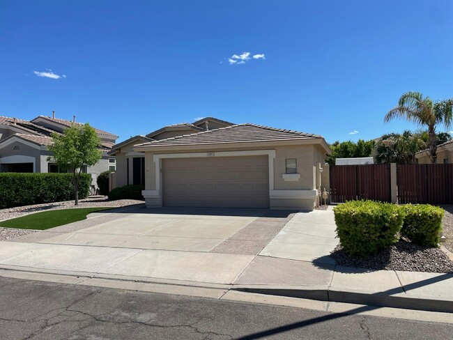 2117 E Riviera Dr in Chandler, AZ - Building Photo - Building Photo