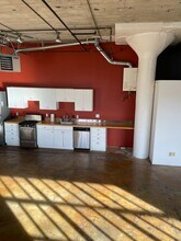 247 4th St, Unit 301 in Oakland, CA - Foto de edificio - Building Photo