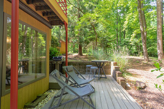 4416 Arrowhead Trail in Hillsborough, NC - Building Photo - Building Photo
