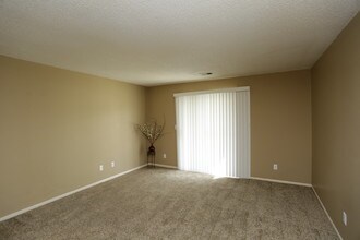 Spring Hill in Spring Hill, KS - Building Photo - Interior Photo