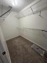 9025 Sheldon Chase Dr in Tampa, FL - Building Photo - Building Photo