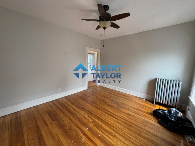 904 Massachusetts Ave in Cambridge, MA - Building Photo - Building Photo