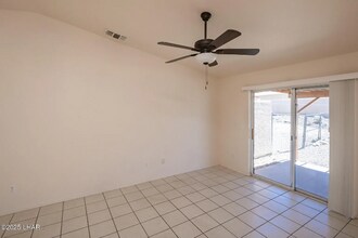 3188 Desert Dr in Lake Havasu City, AZ - Building Photo - Building Photo
