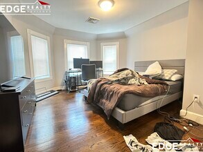 24 Pearson Rd, Unit 3 in Somerville, MA - Foto de edificio - Building Photo