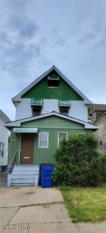 property at 2920 E 111th St