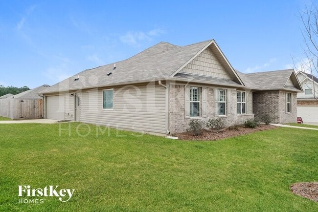 1027 Deerwood Cir in Pell City, AL - Building Photo - Building Photo