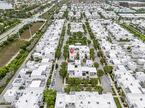 10560 NW 64th Terrace-Unit -NextGen in Doral, FL - Foto de edificio - Building Photo