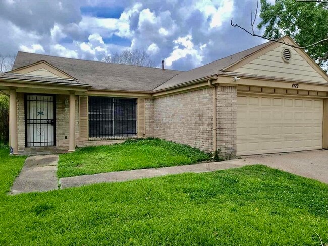 property at 4122 Baynard Dr