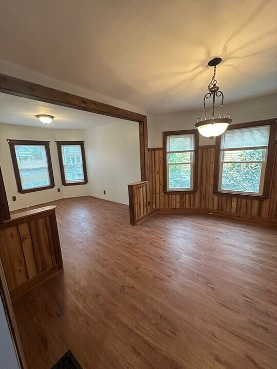 61 Gold Star Rd in Cambridge, MA - Building Photo