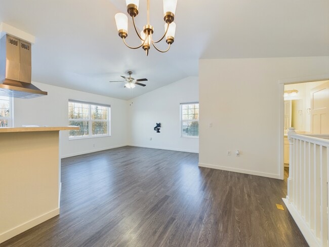 2309 Ownby Rd in North Pole, AK - Building Photo - Building Photo