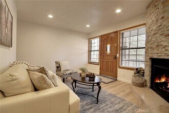 430 E Country Club Blvd in Big Bear, CA - Foto de edificio - Building Photo