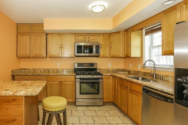 4 Guild St, Unit 4 in Boston, MA - Building Photo - Building Photo