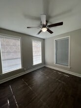 220 Hill Terrace Dr in Nederland, TX - Building Photo - Building Photo