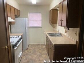 11906 Casa Nueva in San Antonio, TX - Building Photo - Building Photo