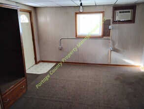 401 Cedar St in Tigerton, WI - Building Photo - Building Photo