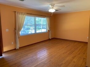 1106 NE 17th Ter in Ocala, FL - Building Photo - Building Photo