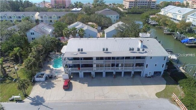 512 2nd St in Indian Rocks Beach, FL - Building Photo - Building Photo