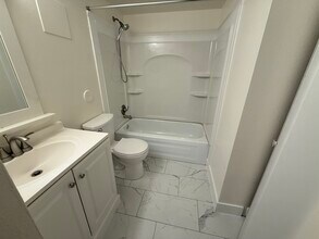 1766 S Pitkin Cir, Unit A in Aurora, CO - Foto de edificio - Building Photo