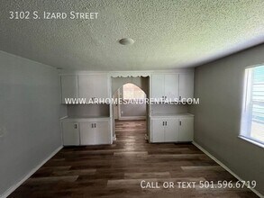 3102 S Izard St in Little Rock, AR - Building Photo - Building Photo