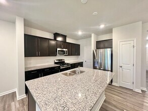 183 Aster Bloom Ln in Raleigh, NC - Building Photo - Building Photo