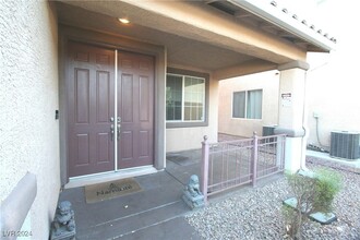 7307 W Dolphine Crest Ave, Unit 01-1806 in Las Vegas, NV - Building Photo - Building Photo