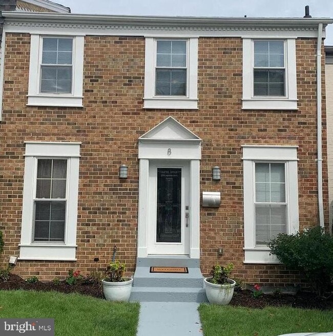 8 E Darby Ct in Gaithersburg, MD - Building Photo - Building Photo