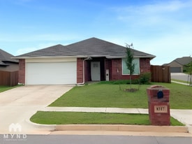 8317 Rainier St in Edmond, OK - Building Photo