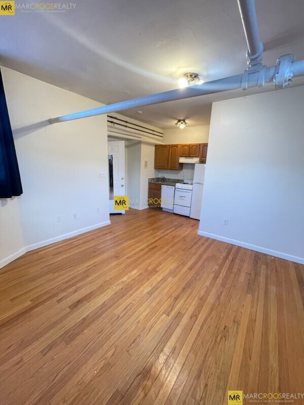 33 Bay State Rd, Unit BR in Boston, MA - Building Photo - Building Photo