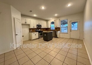 3119 Juneau Dr in Corinth, TX - Building Photo - Building Photo