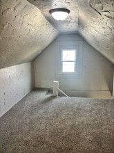 1425 E Uhlhorn St in Evansville, IN - Building Photo - Building Photo