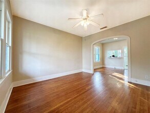 4120 Avenue S 1/2 in Galveston, TX - Building Photo - Building Photo