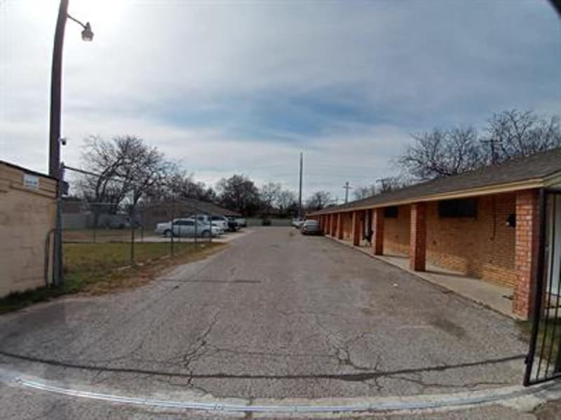 500 W Rancier Ave in Killeen, TX - Building Photo