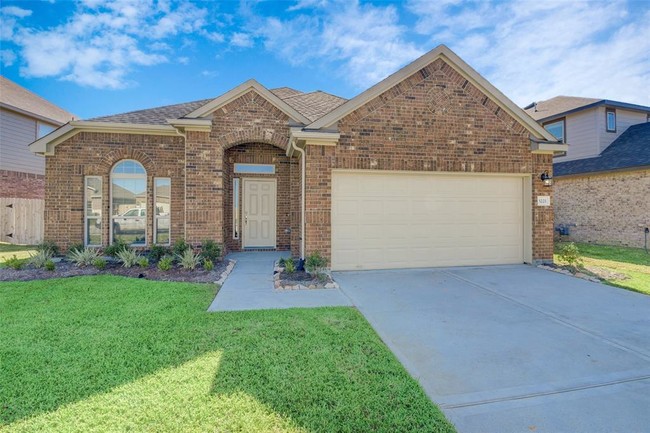 property at 3221 Hatteras Dr
