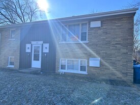 1714 W Illinois Ave in Aurora, IL - Building Photo