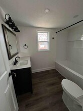 2827 E 5th Ave in Knoxville, TN - Foto de edificio - Building Photo