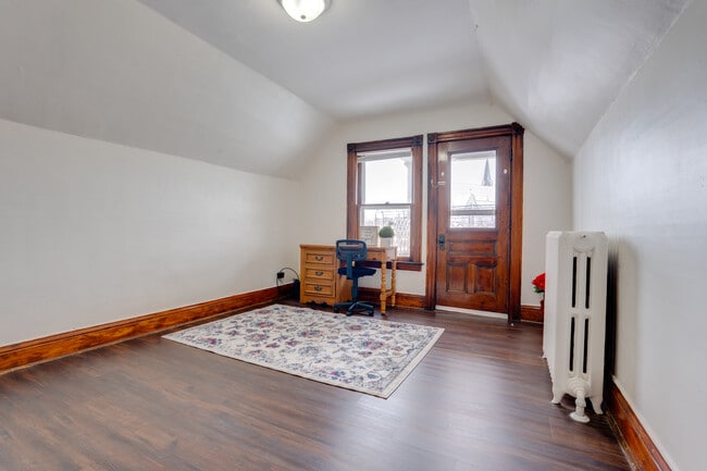 1102 Sunset Ave in Utica, NY - Building Photo - Building Photo