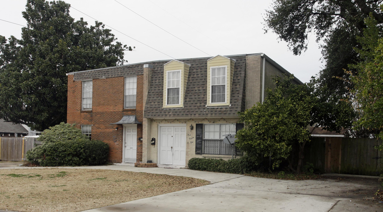 223 Cherry St in Metairie, LA - Foto de edificio