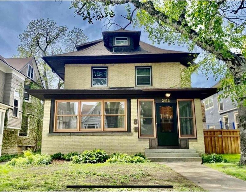 2412 Girard Ave S in Minneapolis, MN - Foto de edificio