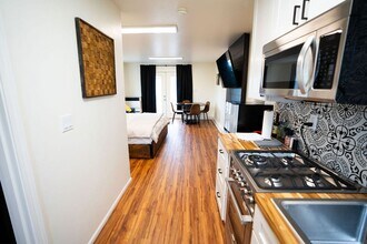 1153 Central Ave-Unit -Unit 1 in Mckinleyville, CA - Building Photo - Building Photo