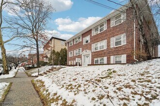 357 Franklin St in Bloomfield, NJ - Building Photo - Building Photo