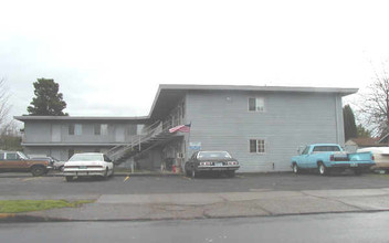 Allendale Apartments in Beaverton, OR - Building Photo - Building Photo