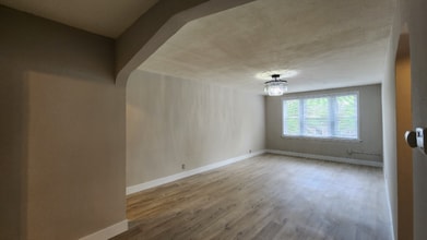 7512 Cromwell Dr, Unit 3rd fl in Clayton, MO - Building Photo - Building Photo