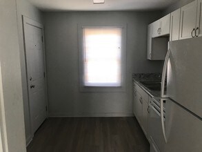 966 Texas St-Unit -Apartment Units C, E in Mobile, AL - Building Photo - Building Photo